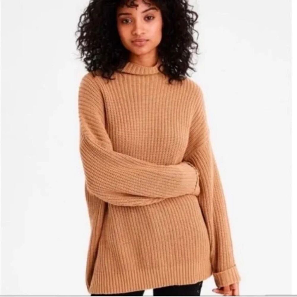 American Eagle | Cotton Blend Oversize Mock Neck Sweater in Tan/brown | XS/S